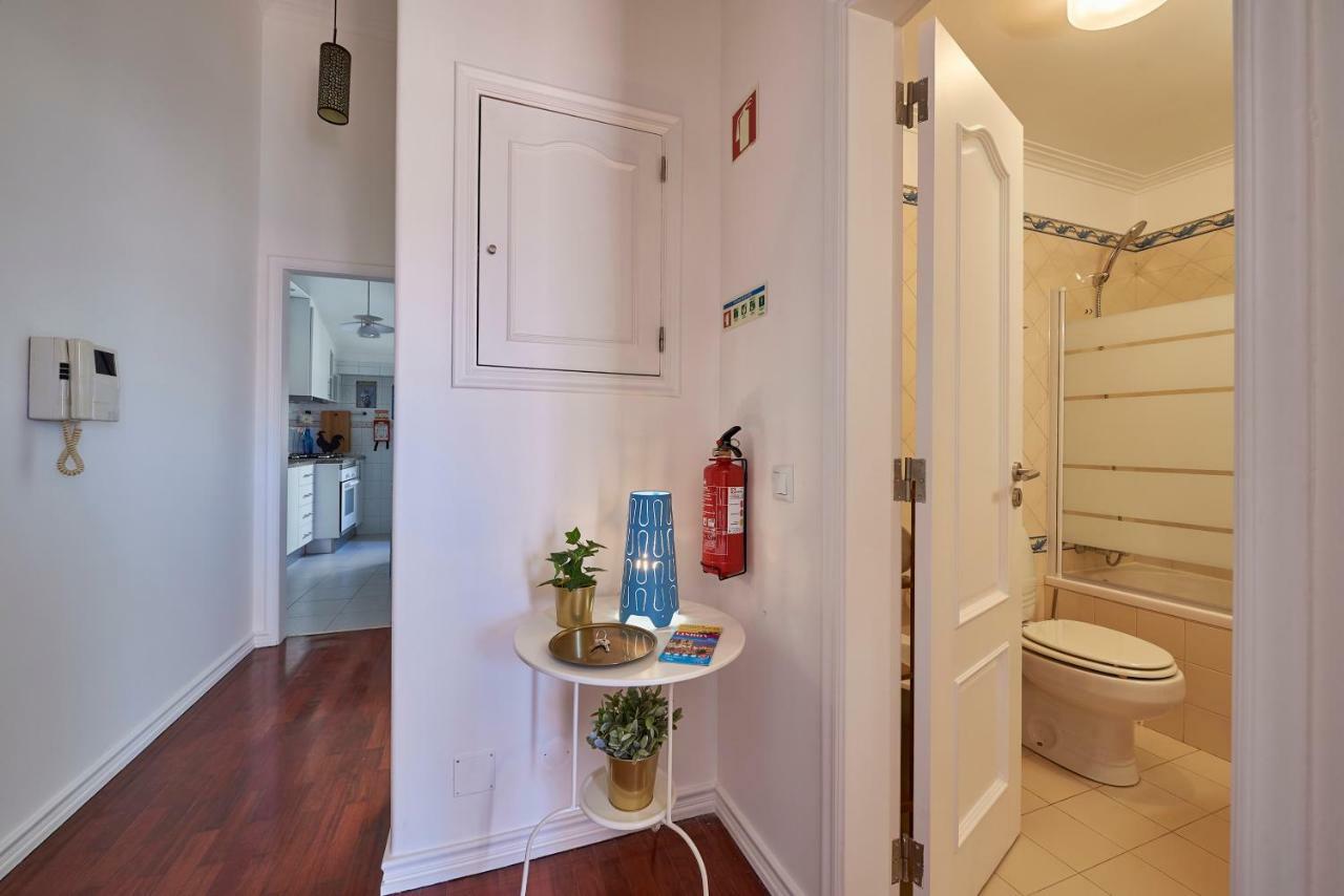 Cozy Apartment In Historic Center With Terrace Lisboa Ngoại thất bức ảnh