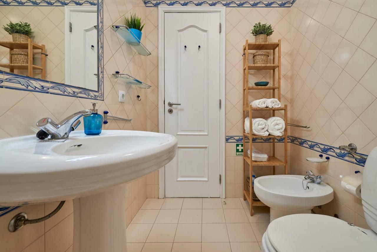 Cozy Apartment In Historic Center With Terrace Lisboa Ngoại thất bức ảnh