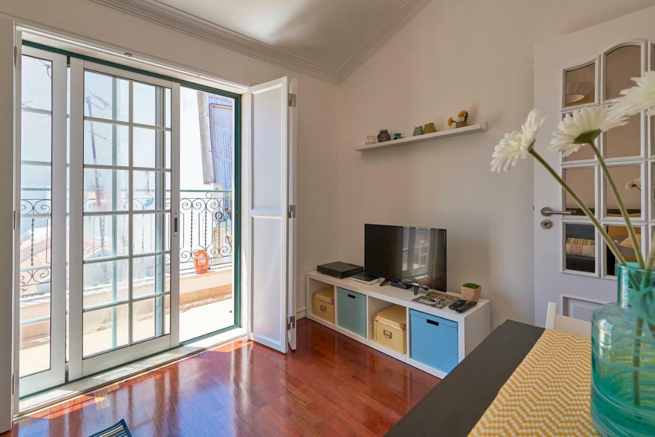 Cozy Apartment In Historic Center With Terrace Lisboa Ngoại thất bức ảnh