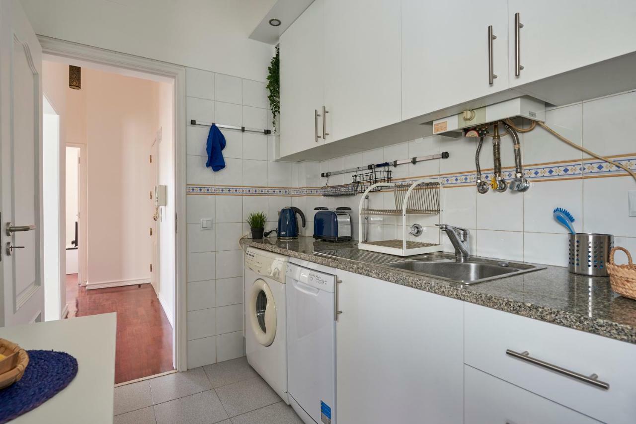 Cozy Apartment In Historic Center With Terrace Lisboa Ngoại thất bức ảnh